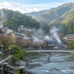 三重県の静かな温泉街をイメージしたブログ用アイキャッチ